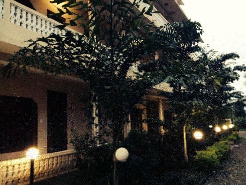 Jungle Sunset Camp Hotel Sauraha Buitenkant foto